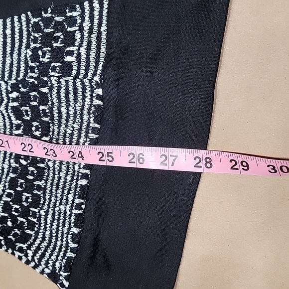 MOD Lusive Size S Black & White Cardigan Sweater with Pockets, Gently Used Cond. - Picture 10 of 12